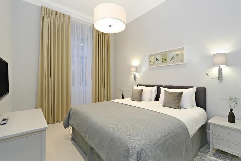 Queensgate Court - Oda