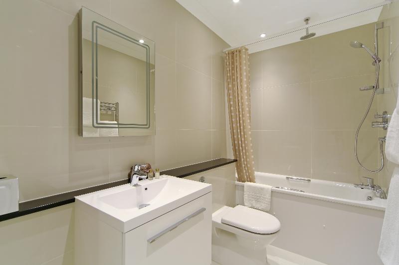 Queensgate Court - Oda