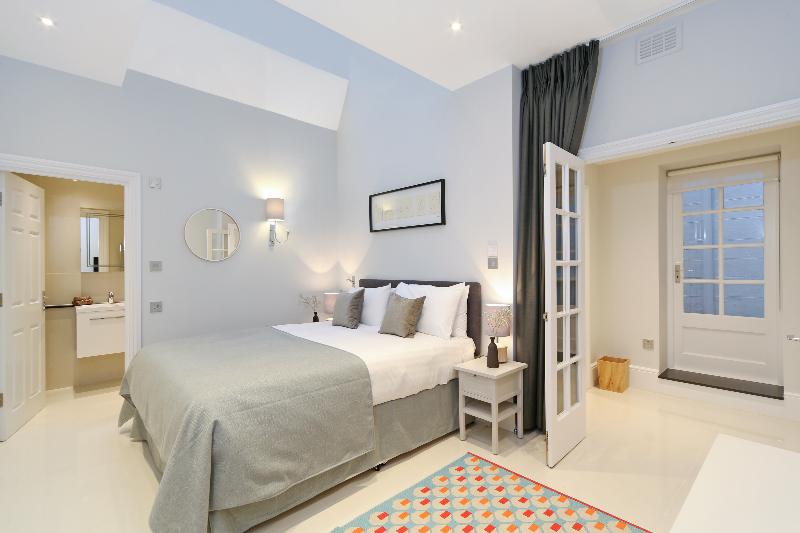 Queensgate Court - Oda
