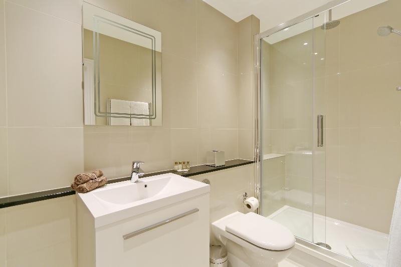 Queensgate Court - Oda