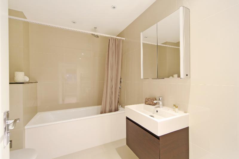 Queensgate Court - Oda