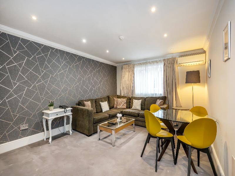 Queensgate Court - Oda