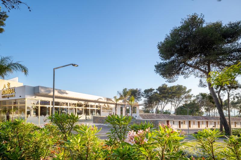 Admiral Lodge - Genel