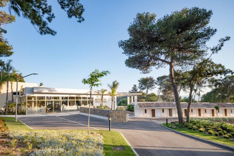 Admiral Lodge - Genel