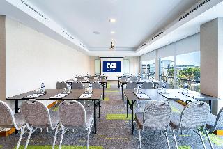 Holiday Inn Express Jakarta Matraman fotoÄŸrafÄ±