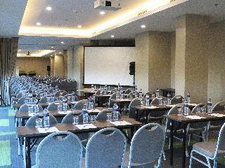 Holiday Inn Express Jakarta Matraman fotoÄŸrafÄ±