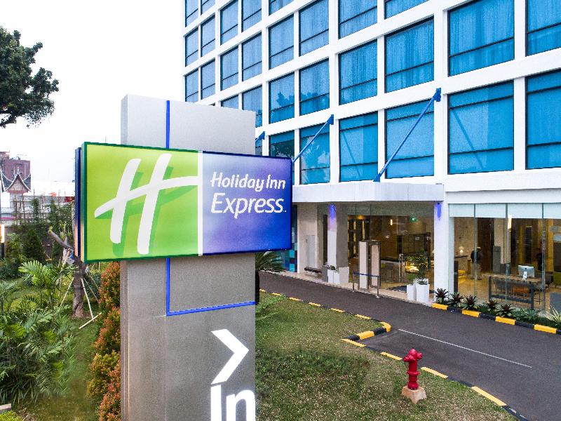 Holiday Inn Express Jakarta Matraman - Genel