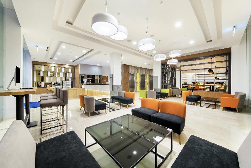 Holiday Inn Express Jakarta Matraman - Genel