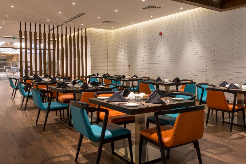Flora Inn Hotel Dubai Airport - Restoran