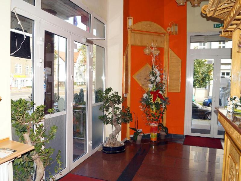 Hotel Mardin Karlshorst - Lobi