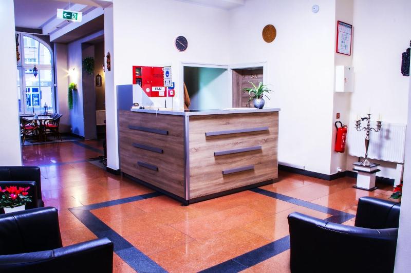 Hotel Mardin Karlshorst - Lobi