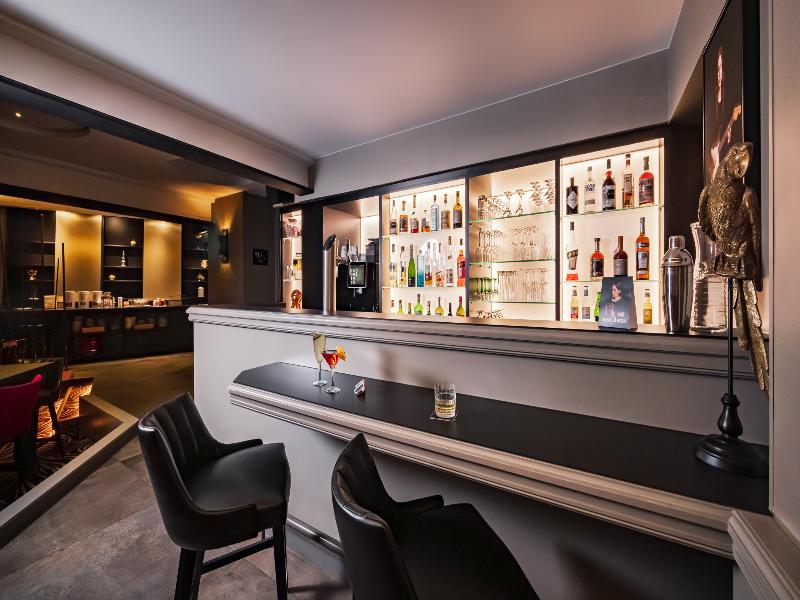 Arok Hotel - Bar