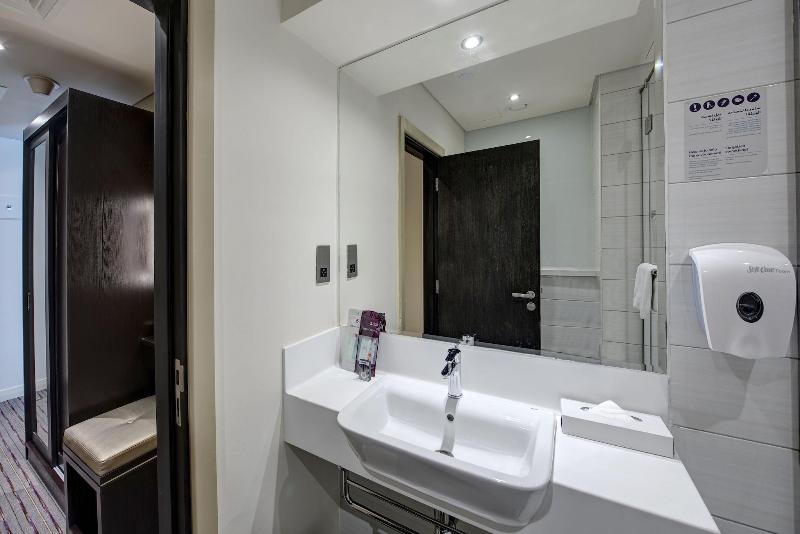Premier Inn Dubai Ibn Battuta Mall - Oda