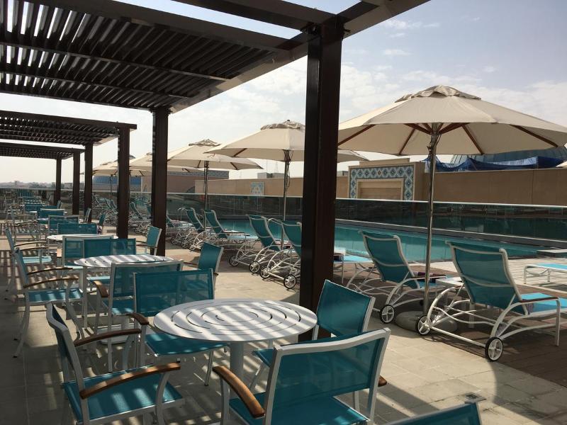 Premier Inn Dubai Ibn Battuta Mall - Havuz