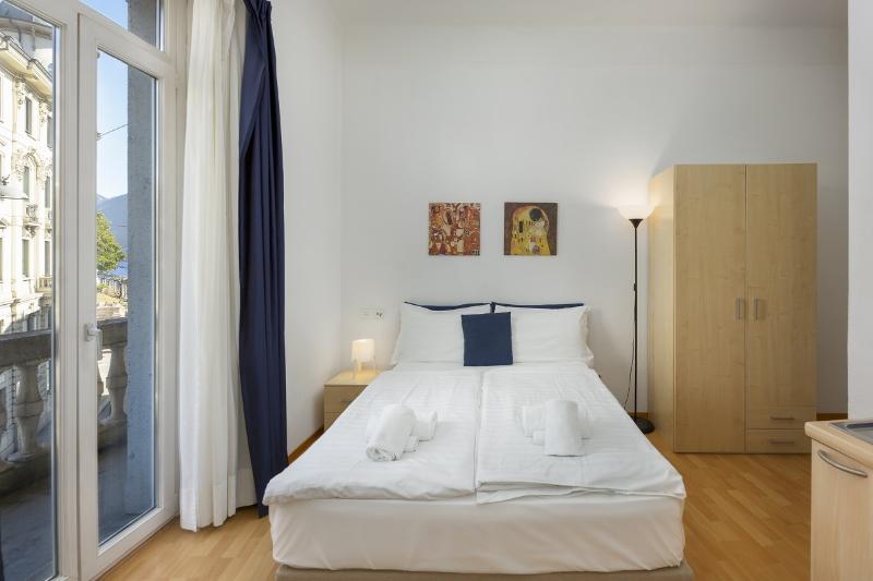 Lugano Center GuestHouse - Oda
