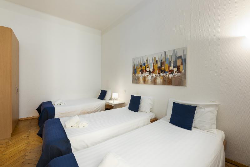 Lugano Center GuestHouse - Oda