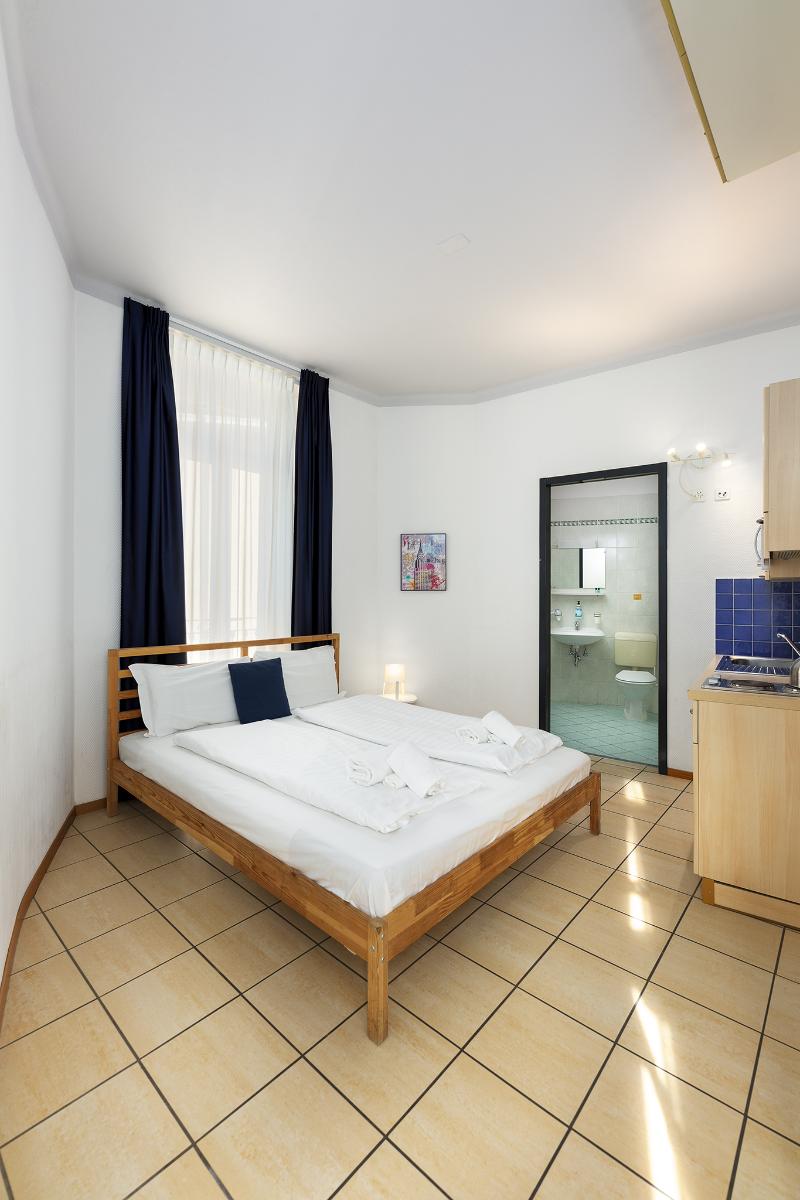 Lugano Center GuestHouse - Oda