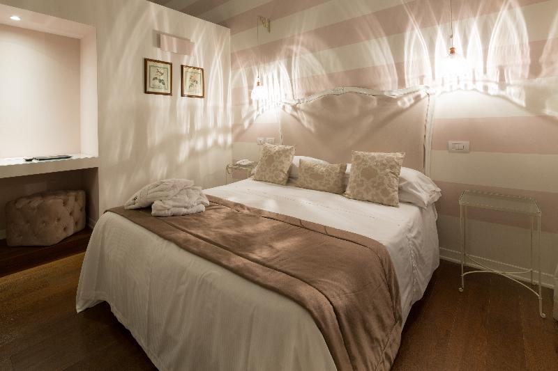 Mediterraneo Emotional Hotel & Spa - Oda