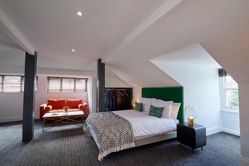 The Lodge Hotel - Oda