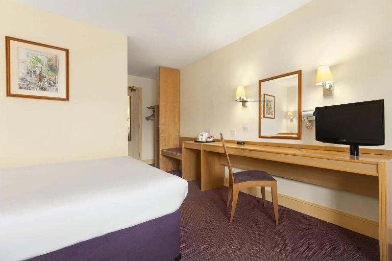 Days Inn Sevenoaks Clacket Lane - Oda
