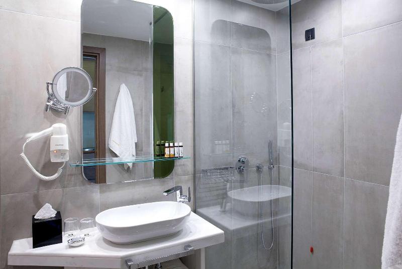 ZEUS Essence Wyndham Athens Residence - Oda