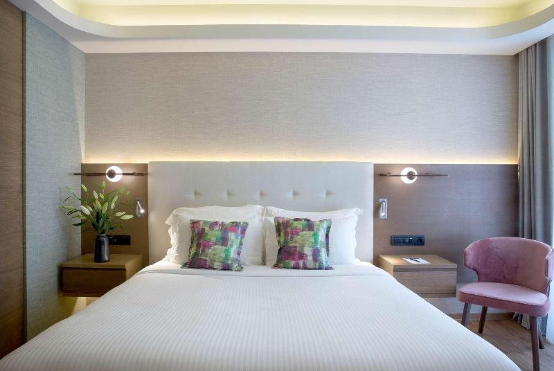 ZEUS Essence Wyndham Athens Residence - Oda