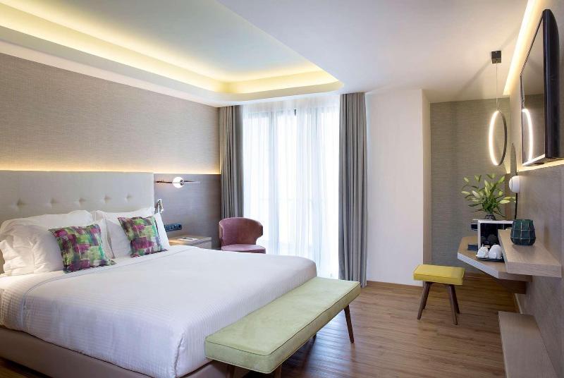 ZEUS Essence Wyndham Athens Residence - Oda