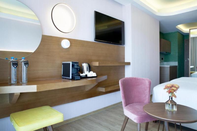 ZEUS Essence Wyndham Athens Residence - Oda