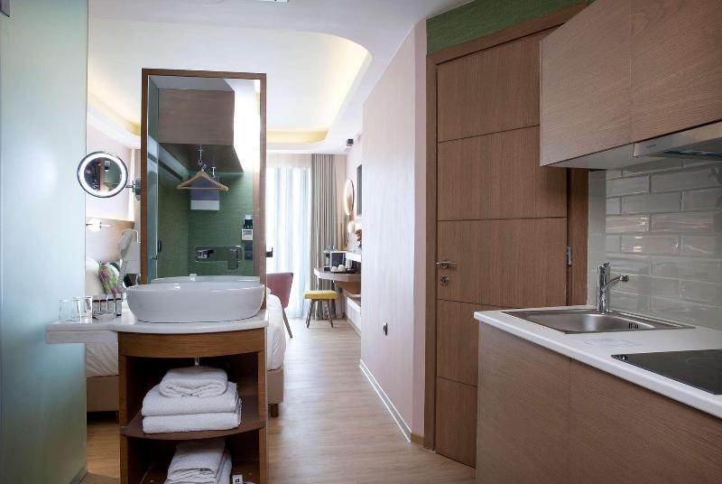 ZEUS Essence Wyndham Athens Residence - Oda