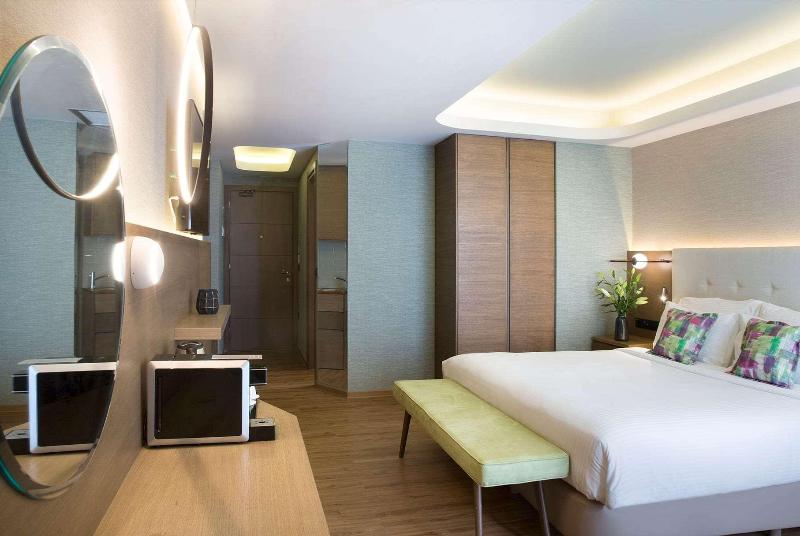ZEUS Essence Wyndham Athens Residence - Oda