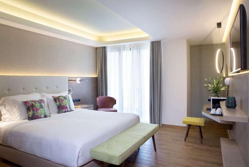 ZEUS Essence Wyndham Athens Residence - Oda