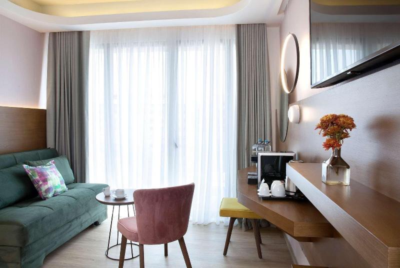 ZEUS Essence Wyndham Athens Residence - Oda