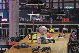 Moxy Frankfurt City Center fotoÄŸrafÄ±