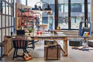 Moxy Frankfurt City Center fotoÄŸrafÄ±
