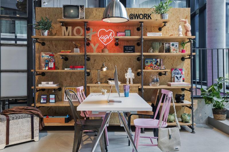 Moxy Frankfurt City Center - Toplantı