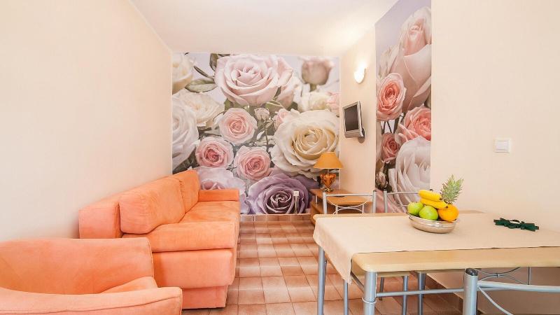 Raymond Apartments - Oda