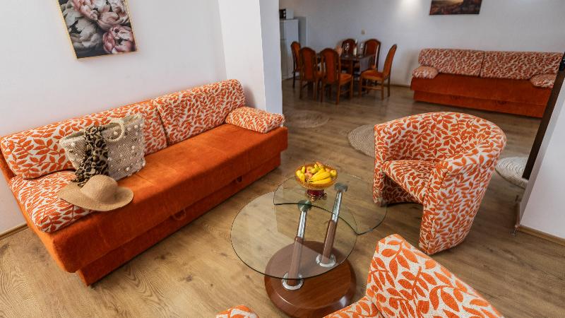 Raymond Apartments - Oda