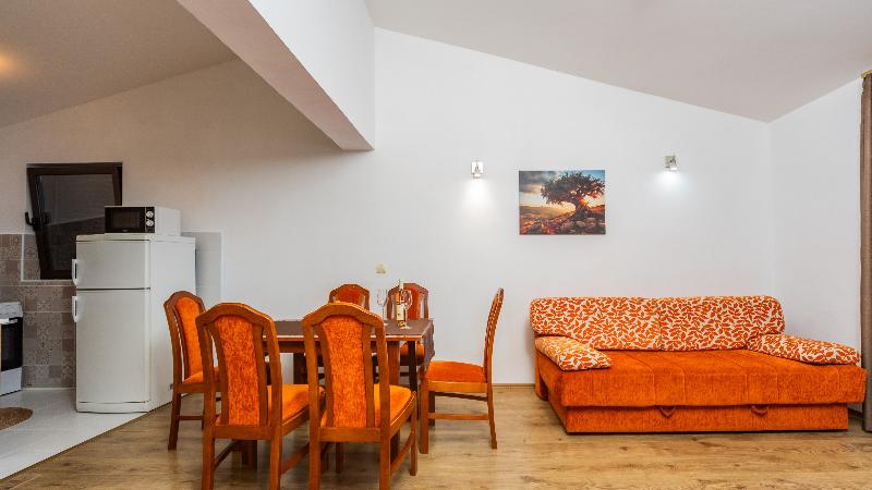 Raymond Apartments - Oda