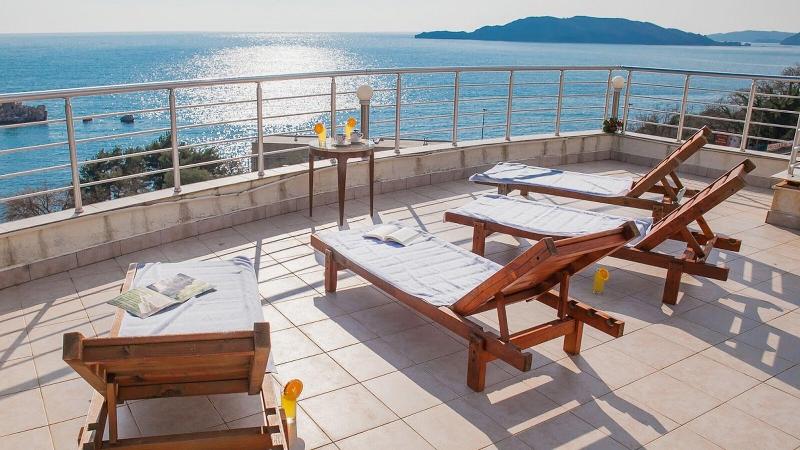 Raymond Apartments - Teras