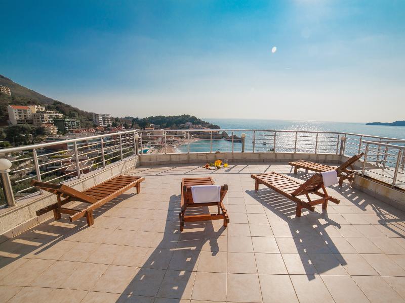 Raymond Apartments - Teras