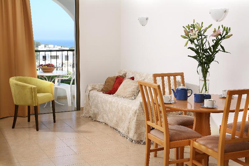 Stephanos Hotel Apartments - Oda