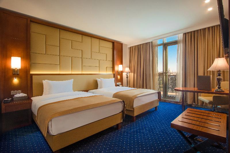 New Tiflis Hotel - Oda