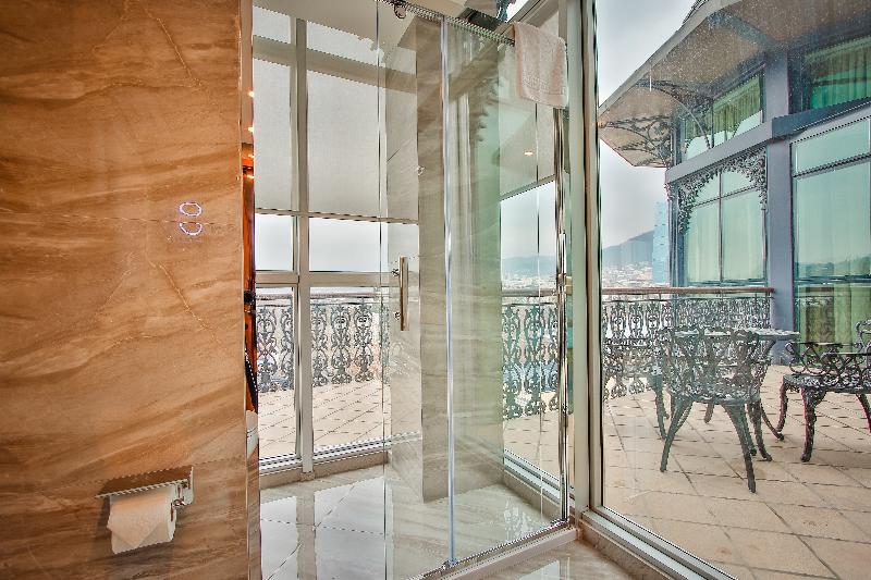 New Tiflis Hotel - Oda