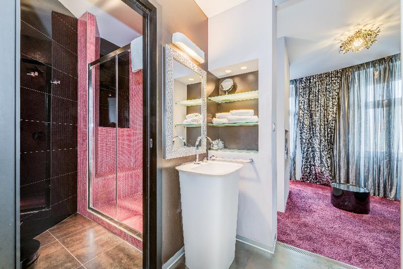 Starlight Luxury Rooms - Oda