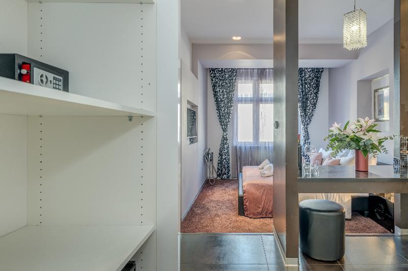 Starlight Luxury Rooms - Oda