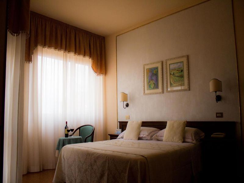 Tre Stelle - Genel