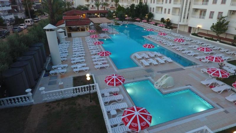 Koçer Club Family Apartments - Havuz