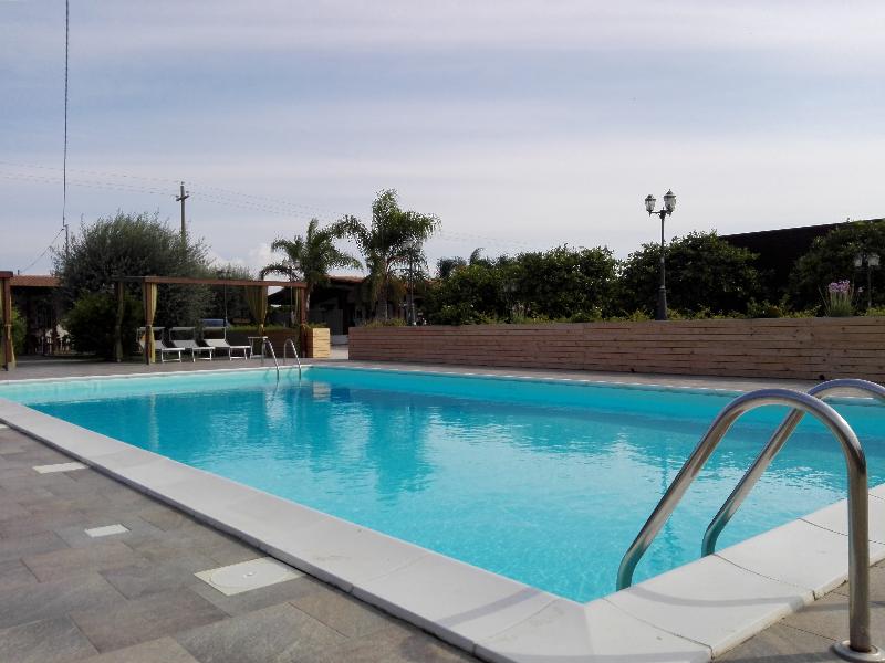 Agriturismo Terra dei Limoni - Havuz