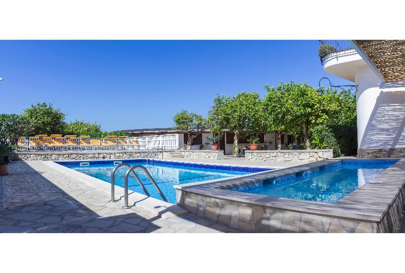 Hotel Villa Felicia - Havuz
