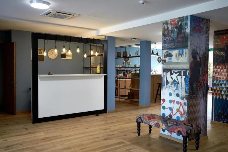 Tbilisi Park Hotel - Lobi